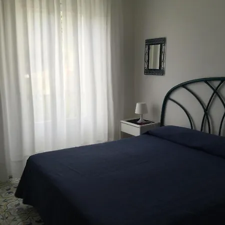 C Apartment *